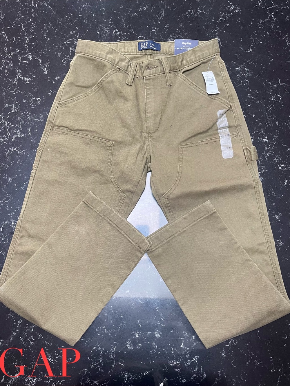 GAP Men's army green carpenter pants, size 28 x 30, new with tags